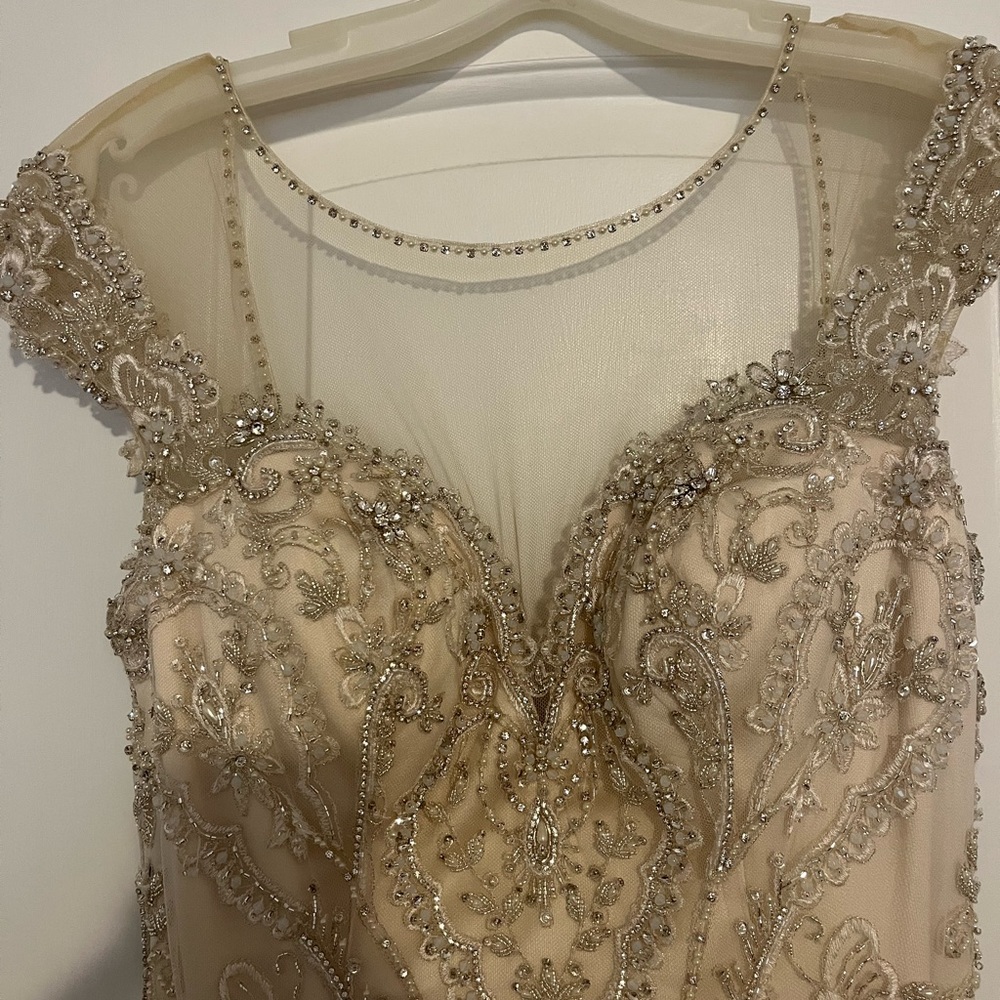 Casablanca bridal dress size 8 Brand new with tags never been worn